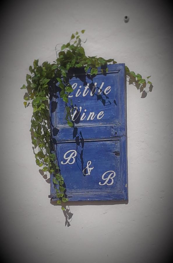 Little Vine Bed and Breakfast Sant Pere De Ribes Εξωτερικό φωτογραφία