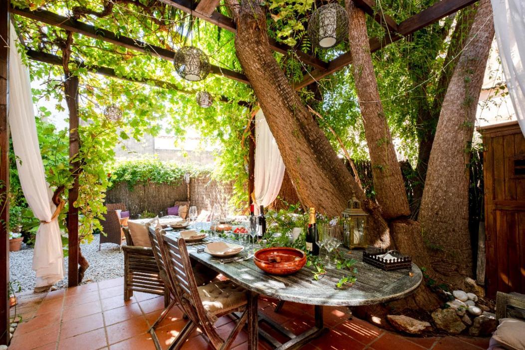 Little Vine Bed and Breakfast Sant Pere De Ribes Εξωτερικό φωτογραφία